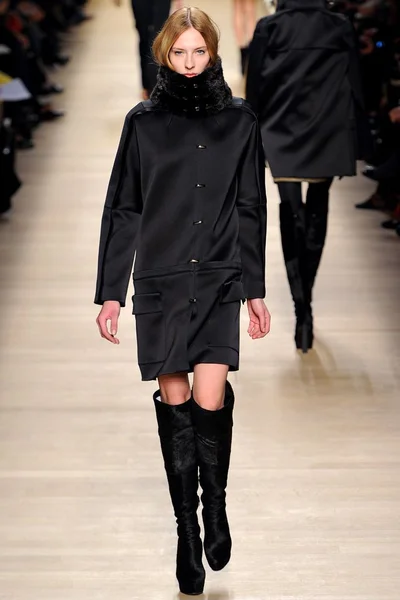 Look 22